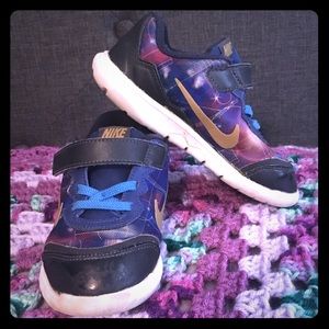 Nike toddler sneakers size 10 w/ galaxy print
